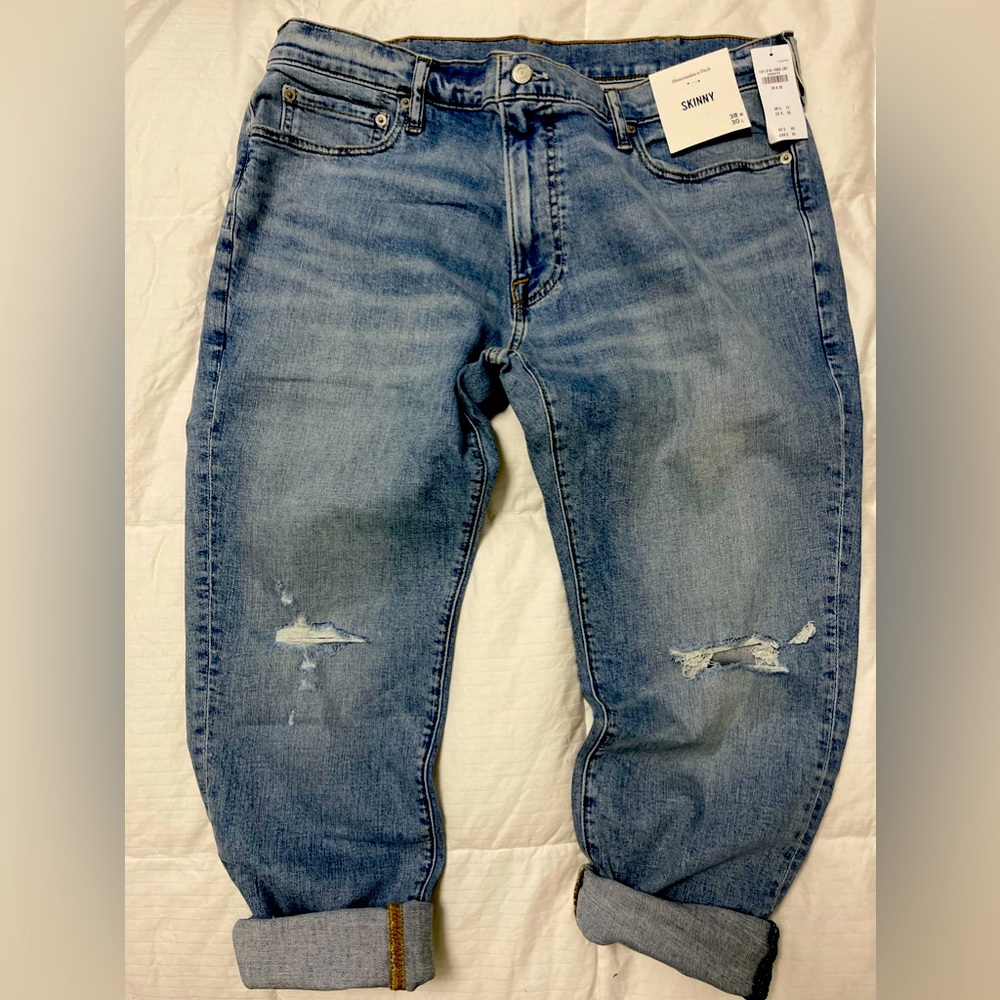 Abercrombie Fitch Jeans Mens 38x30 Skinny Stretch Distressed.